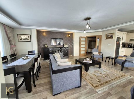 Dolunay Mahallesinde Çok Güzel Bir Konumda Daire