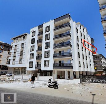 Cumhuriyet Mahallesi Ring Yolunda 3+1 Sıfır Arakat Daire