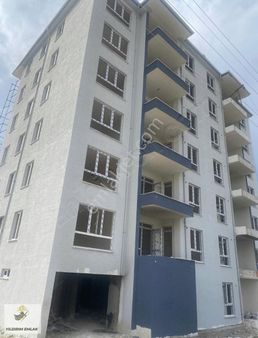 Yıldırım Emlak'tan Şentepede 4+1 Ara Kat Yapili Sıfır Daire