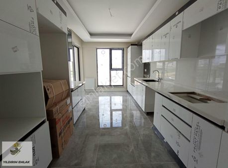Yıldırım Emlak'tan Şentepede 3+1 Sıfır 5.kat Site İçi Daire