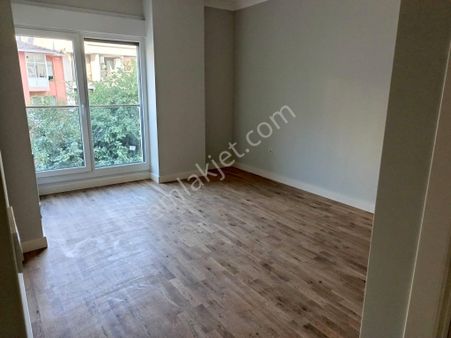 Güvenlikli Butik Site Özellikli,ebeveynli,oldukça Geniş Ölçüde.