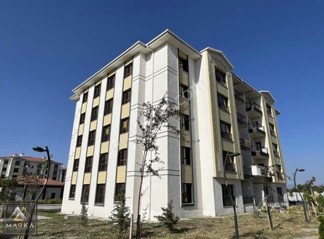 Marka'dan Vefa Toki Konutlarında Arakat G.cephe Kiralık 3+1