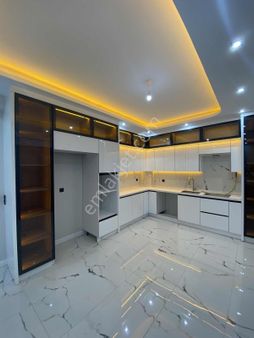 Müstakil Havuzlu 4+1 Villa