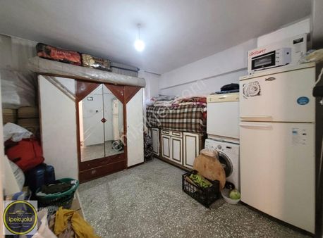 İpekyolu Gayrimenkul Den Evren Caddesinde 3+1 Satılık Daire