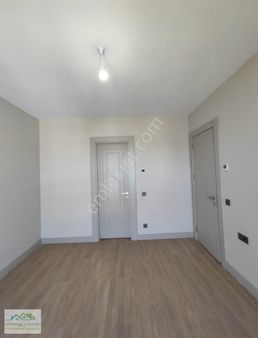 Klc'den Balıkesir Emlak Konut Sitesinde Kiralık 2+1 Daire