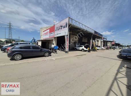 Remax Çarşı'dan Gölcük Sanayii Sitesinde 180 M2 Satılık Dükkan