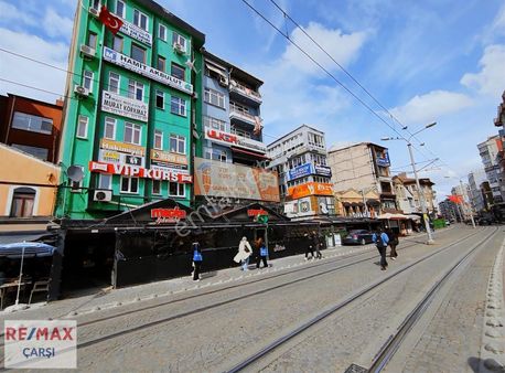 Muhteşem Konumda, Kurumsal Kiracılı Ara Kat Satılık Daire