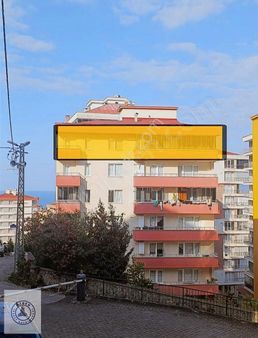 Özden Gayrimenkulden Nihatbey Caddesinde Satılık 3+1 Daire