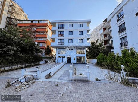 Brn Global'den Baran Life Port'ta Anayola Cephe Eşyalı 2+1 Daire