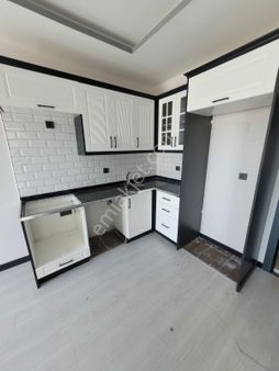 Adana Sarıçam Gültepe'de Kiralık Daire 1+1 13.kat Asansörlü