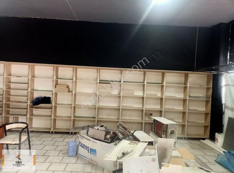 Şeyhşamil Mahallesinde Köşe Kiralık Dükkan