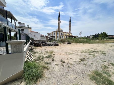 Balıkesir Ayvalık Altınova Da Satılık Villa İmarlı Arsa