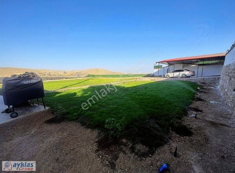 Tatköyde Satılık Ultra Lüks Bahçe