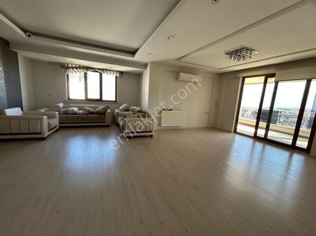 Çalışkandan 1200 Evlerde 4+1 Havuzlu Daire