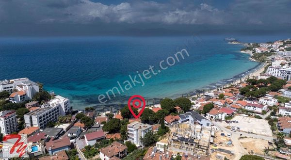 Kuşadası'nda Denize 60 Mt Satılık Bina