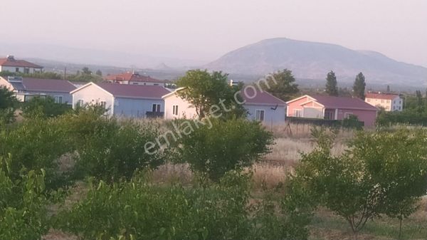 Topraktepede Arsa Vasfında 961 M2 Harika Bahçe.