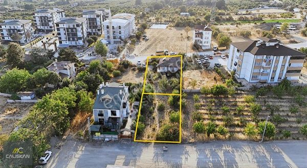 Güneşli Mahallesinde Satılık 463 Ve 459 M2 Villa Arsaları