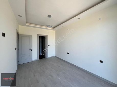 Redstone'den Tekirdağ Seyir Tepesi Teraslı Lüx 2+1 Daire