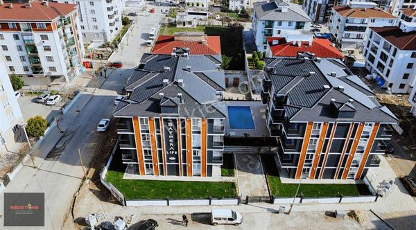 Redstone'dan Baymera Life Sitesi'nde Kiralık Eşyalı 1+1 Daire