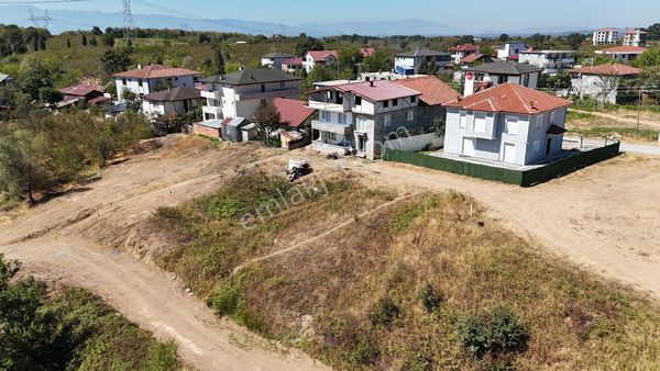 Remax Hür Serhat Köse'den Hendek'te Satılık Konut İmarlı Arsa