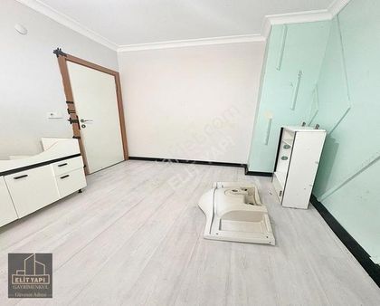 Elit Yapıdan Geniş Ferah Cadde Üzerinde İskanlı Lüks Daire