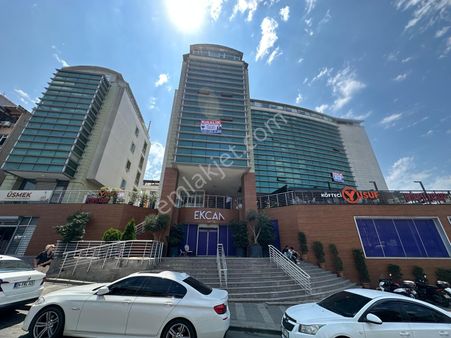 Üsküdar Fıstıkağacında Çok Amaçlı Kullanıma Uygun Kiralık 500 M² Ofis/plaza Katı
