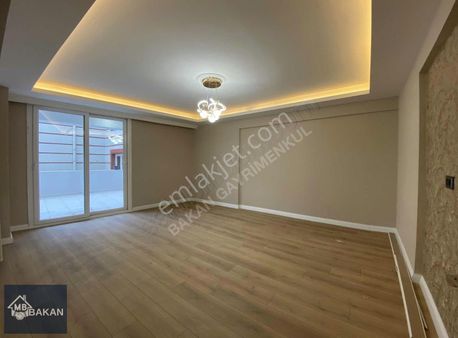 Bakan ' Dan Ertuğrulda Teraslı 3+1 Daire 175 M2