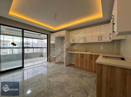 Bakan ^ Dan İzbana Yakın Satılık Ultra Lüx 3+1 Daire