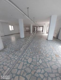 Güneşli Mah 2.kat Asansörlü Güvenlikli 500m2 İş Yeri