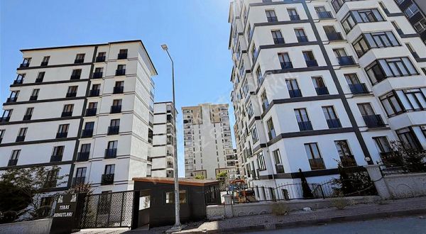 Yakamoz Gayrimenkulden Prestij Teras Tokide Satılık 3+1 Daire