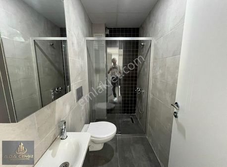 Üniversite Cad. Yüksek Kira Getirili 2adet 1+1 110 M2 Lüks Daire