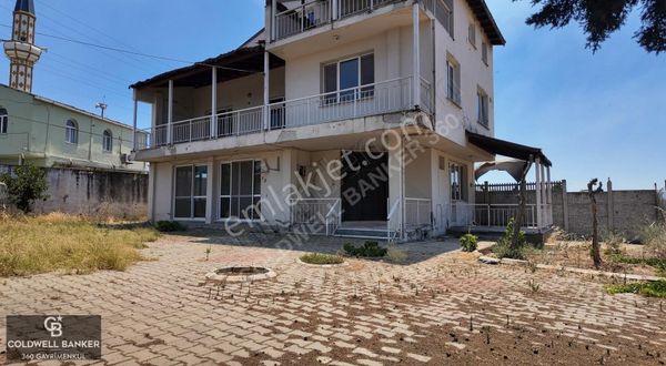 İzmir Menderes Kısık'ta Satılık 6+1 Tripleks Ev