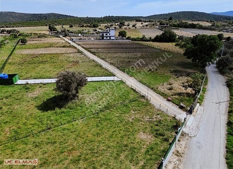 Üç Elmastan Köy İçi Durumunda 963 M²tapulu İnanılmaz Bir Bahçe