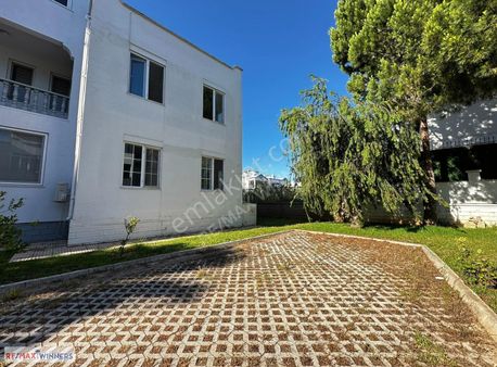 Belek Günok Sitesinde 3+1 Köşe Parsel Villa