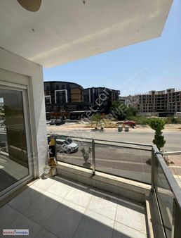 Konyaltı Hurma'da! Yeni Hastane Karşısı, Havuzlu, Yola Cephe 1+1