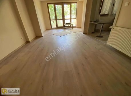 Ata 2 Sitesinde Villanın Bahçe Katı 2+1 Kiralık Daire