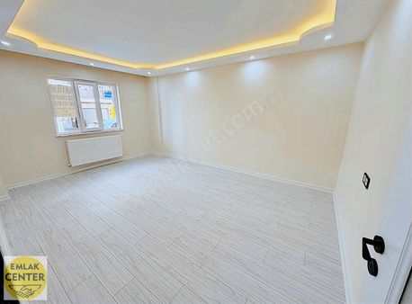 Emlak Center'dan Akıncılar Mah Satılık 3+1 Otoparklı Daire