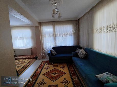 Parsanada İçi Yapılı Yüksek Giriş Cam Balkonlu 3+1 Daire