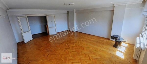 Gaziosmanpaşa Sarıgöl Mah.135m2,,4+1 Satılık