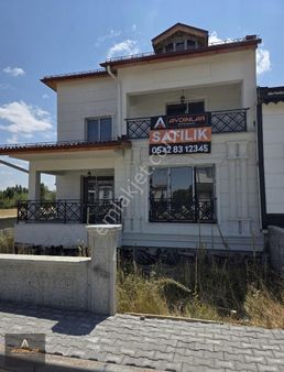 Aydınlar Gayrimenkul Den Satılık Villa