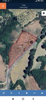 Duru Emlaktan Yörgüç Te Asfalt Cepheli Tarla