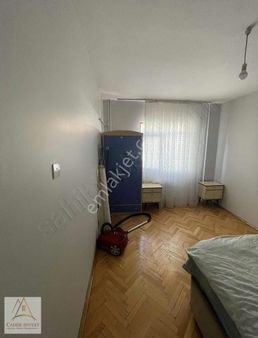 Uzun Selvi Sokakta Bakımlı 3+1