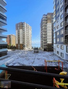 Ortahisar Yalıncak Mah.'de Satılık 5+1 Deniz Manzaralı Daire