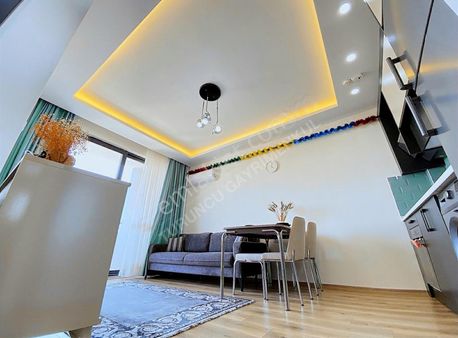 *24* Turuncudan Yüksek Kat Severlere Aqua Parklı Eşyalı 1+1