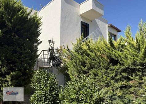 Bodrum Gündoğan'da Havuzlu Sitede Satılık 2+1 Bahçe Katı