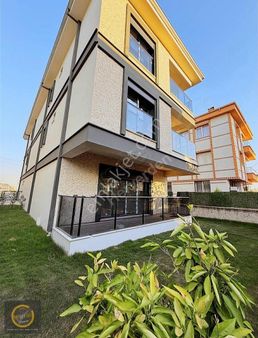 Ayrancıların Gözdesi İnönü'de Lüks Satılık 5+1 Triplex Villa