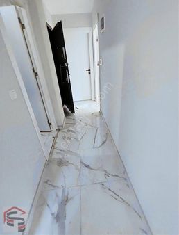 Sezer Emlak Halit Kacır'dan Satılık 2+1 Ara Kat