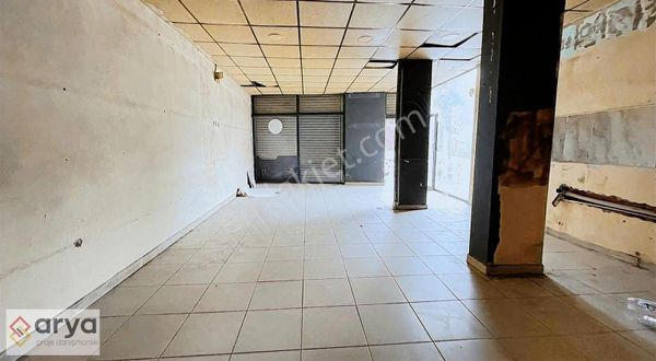 Çamçeşme Ana Cadde Üzerinde Kiralık 50 M2 Dükkan