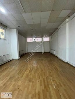 Pendik Fevzi Çakmak'ta 200 M2 Geniş Kullanışlı Kiralık Dükkan