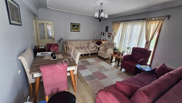 3+1 Bağımsız Salon Asansörlü Satılık Daire Yıldız Emlak'tan